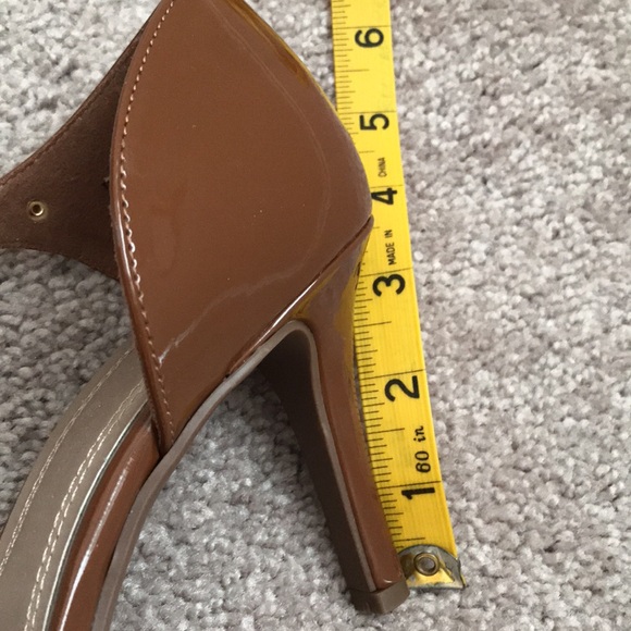 Pumps - Picture 7 of 8